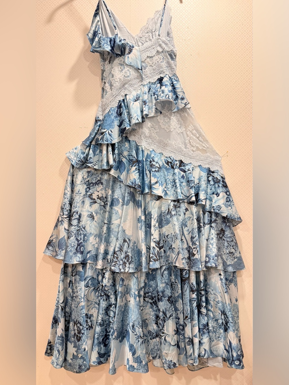 BHLDN Elora Sleeveless V-Neck Ruffle Lace Maxi Dress Size US 2 - Picture 10 of 16